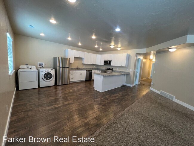 Foto del edificio - 2 br, 1 bath House - 1615 W Black Gold Dr