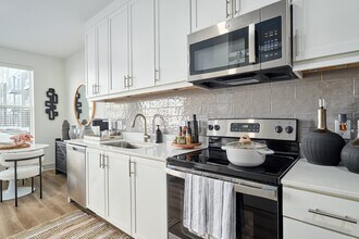 Building Photo - The Gallery