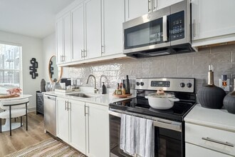 Building Photo - The Gallery