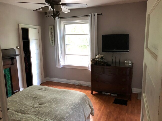 Foto del edificio - 127 2nd St