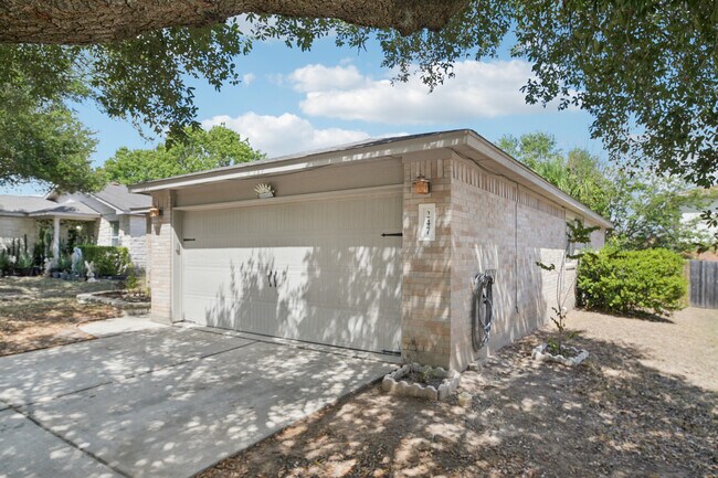 Building Photo - 247 San Felipe Dr