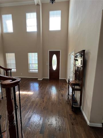 Building Photo - 1803 E Branch Hollow Dr