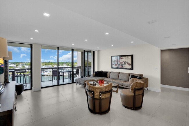 Foto del edificio - 2697 N Ocean Blvd