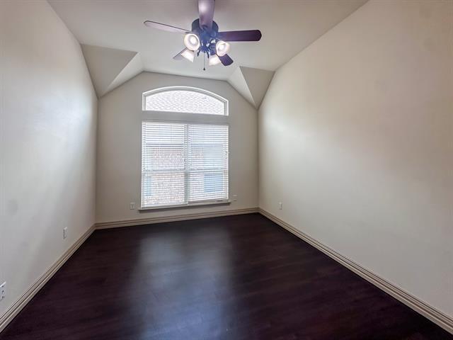 Foto del edificio - 240 Spyglass Dr