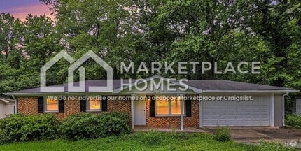 Building Photo - 3004 Twelve Oaks Cir