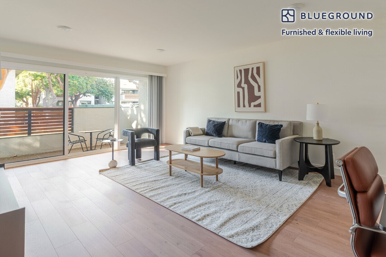 Foto principal - 20200 Lucille Ave