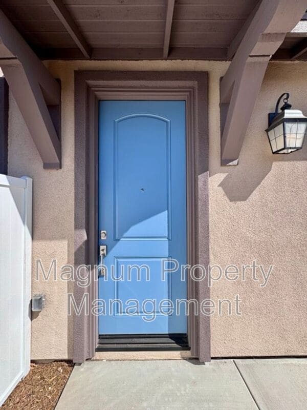 Building Photo - 31133 Antares St