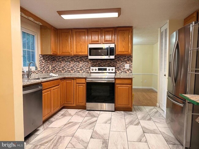 Foto del edificio - 10434 Calumet Grove Dr