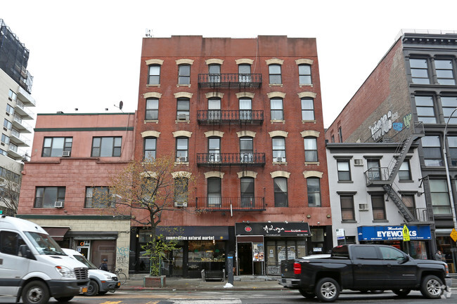 Building Photo - 165-167 1st Ave