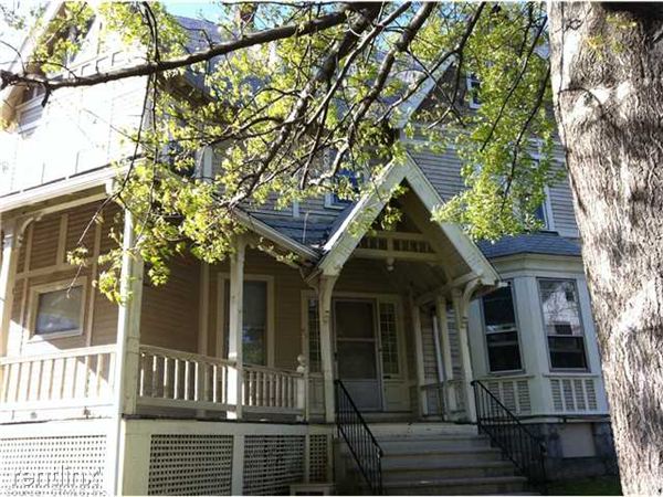Building Photo - 45 Pine St