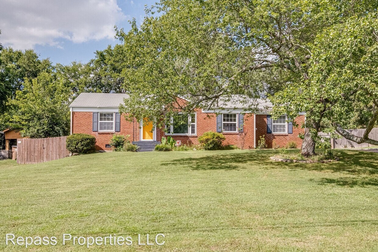 Primary Photo - 3 br, 1 bath House - 518 Elaine Drive