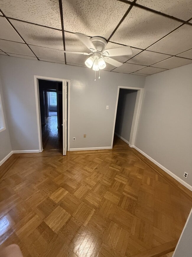 Building Photo - 169 BEACON Ave