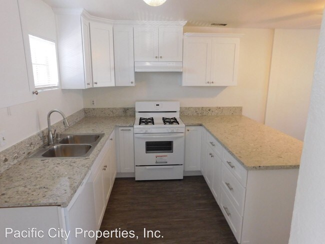 Foto del edificio - 8422 Whitaker St