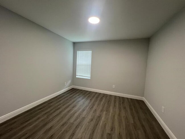 Building Photo - 519 Blackbird Ln