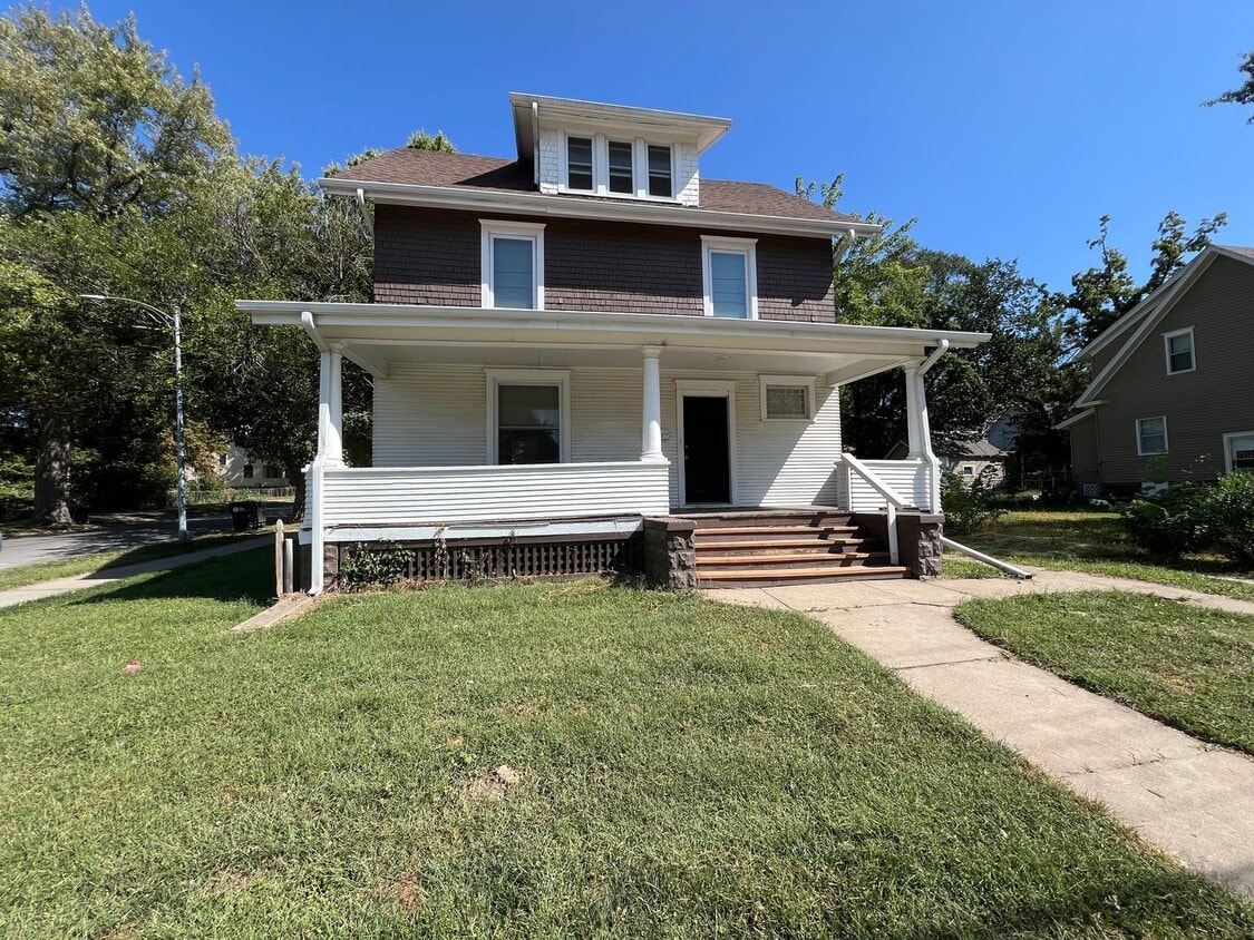 Primary Photo - Fully Remodeled House!