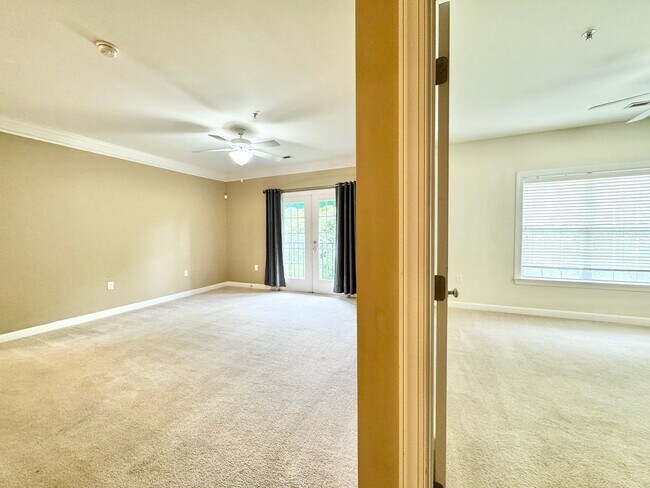 Building Photo - 108 Sunset Cir