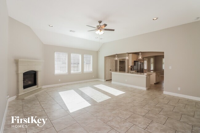 Building Photo - 7706 Windhill Dr
