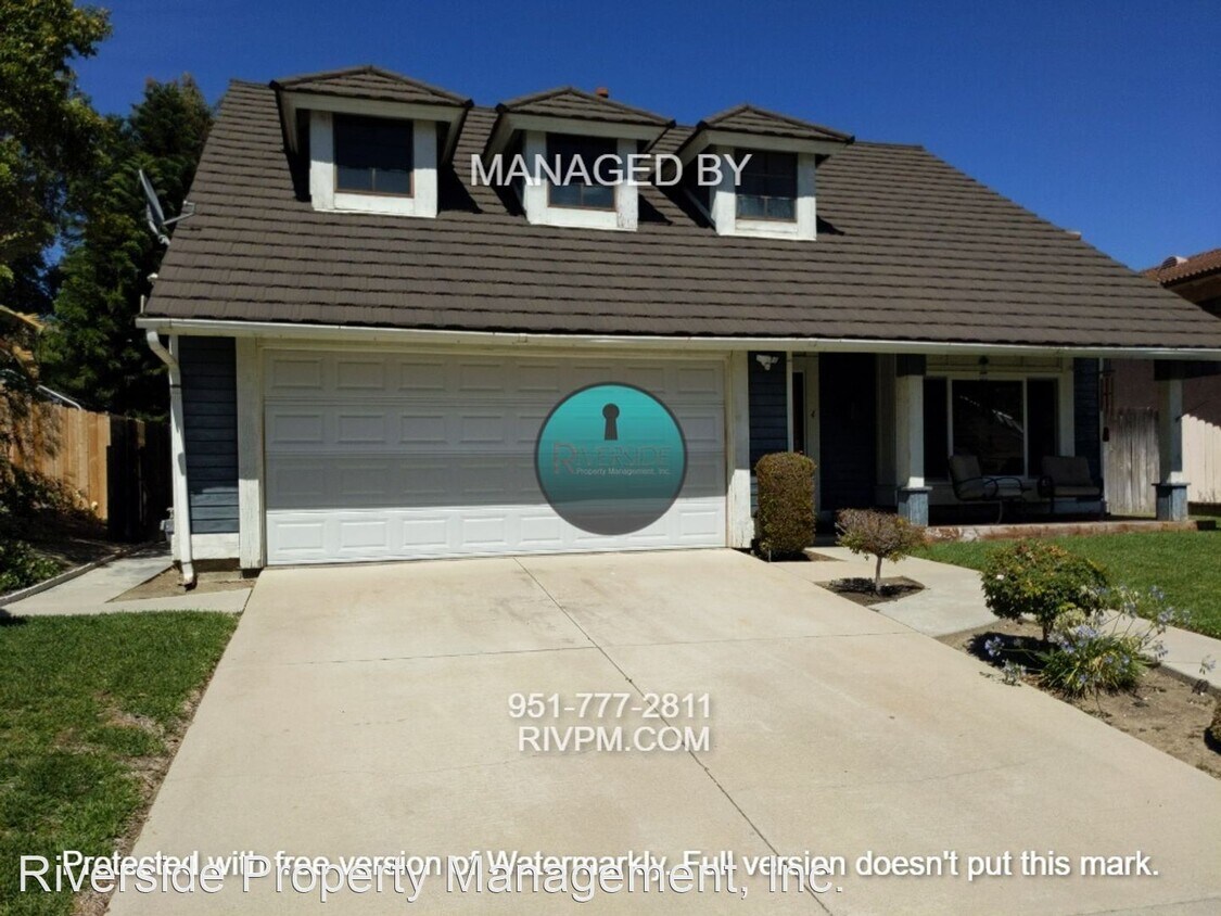 Primary Photo - 4 br, 3 bath House - 4 Falling Leaf Cir.