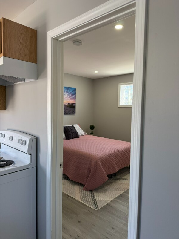 Foto del edificio - 438 N Park Ave