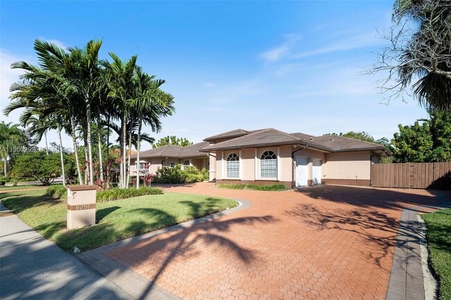 Foto del edificio - 8281 SW 84th Terrace