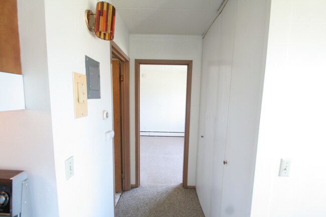 Foto del edificio - 28 8th St NE