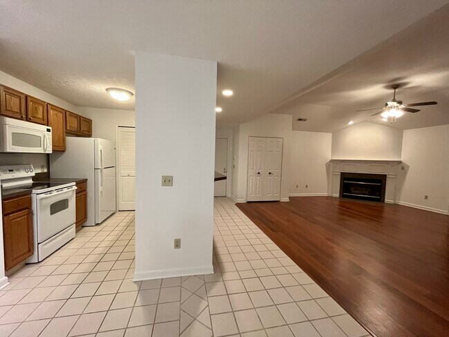 Living Room/Kitchen - 8647 Scenicview Dr.