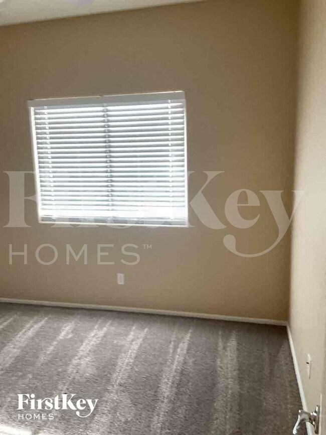 Building Photo - 4614 W Fortune Dr