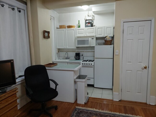 Foto del edificio - 17 W 64th St