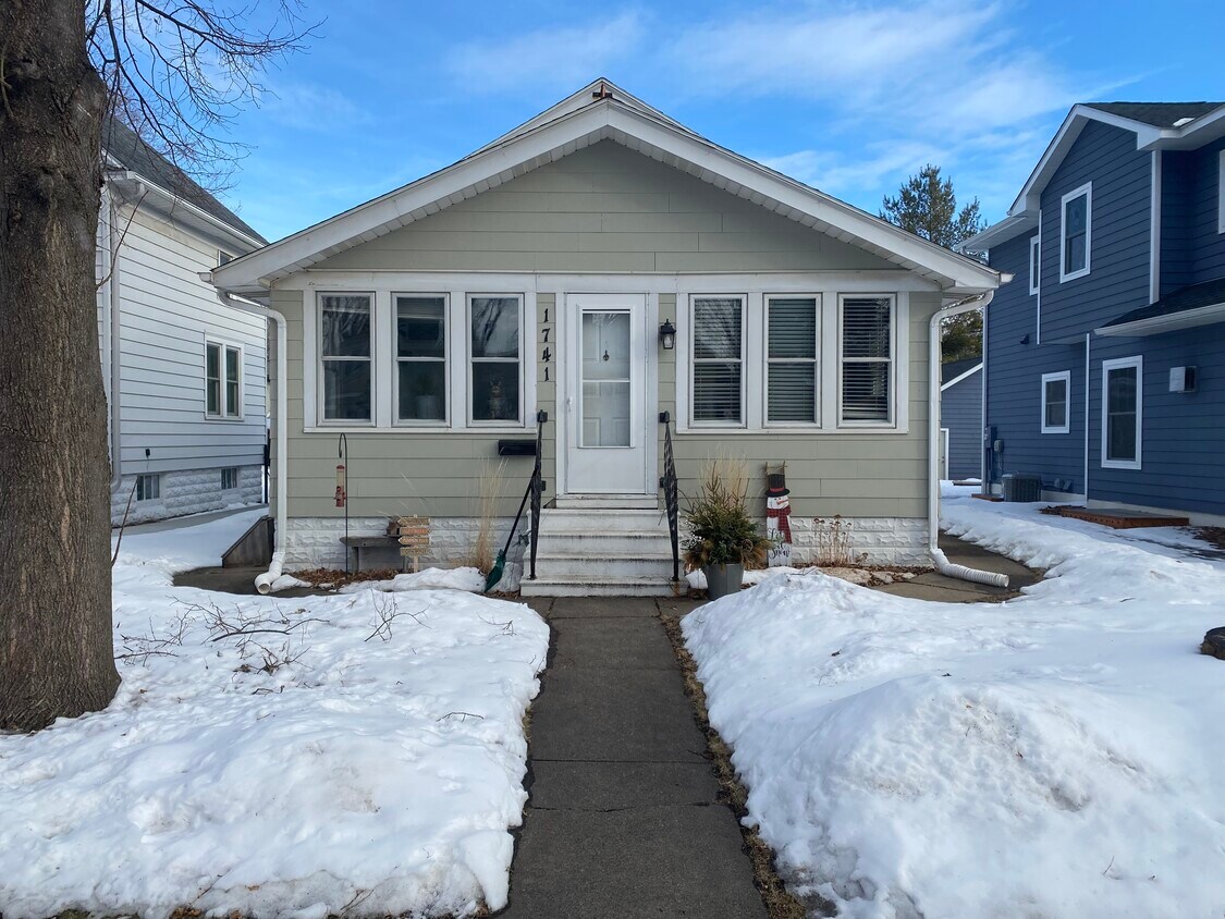 1741 James Ave, St. Paul, MN 55105 House for Rent in St. Paul, MN