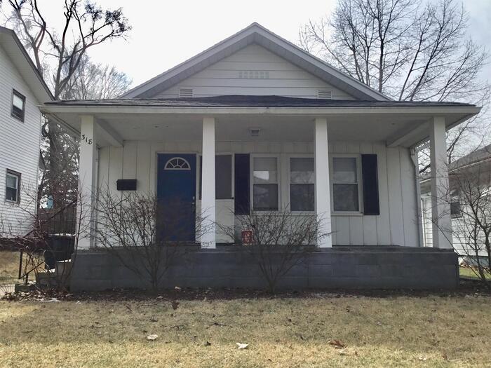 Primary Photo - 318 E Victoria St, South Bend, IN, 46614