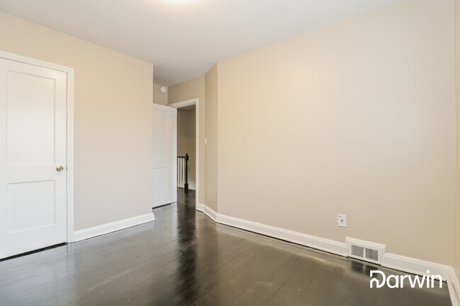 Foto del edificio - 1760 Weston Ave