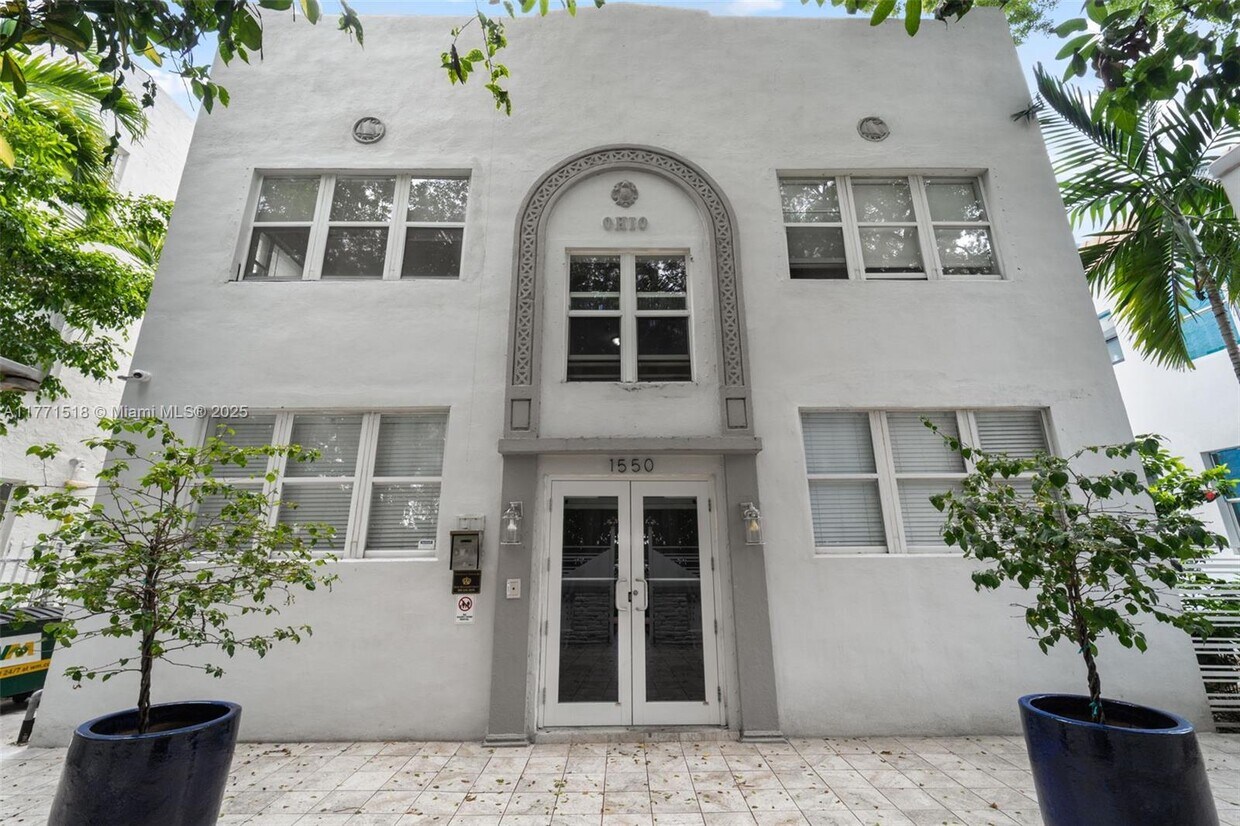 Foto principal - 1550 Drexel Ave
