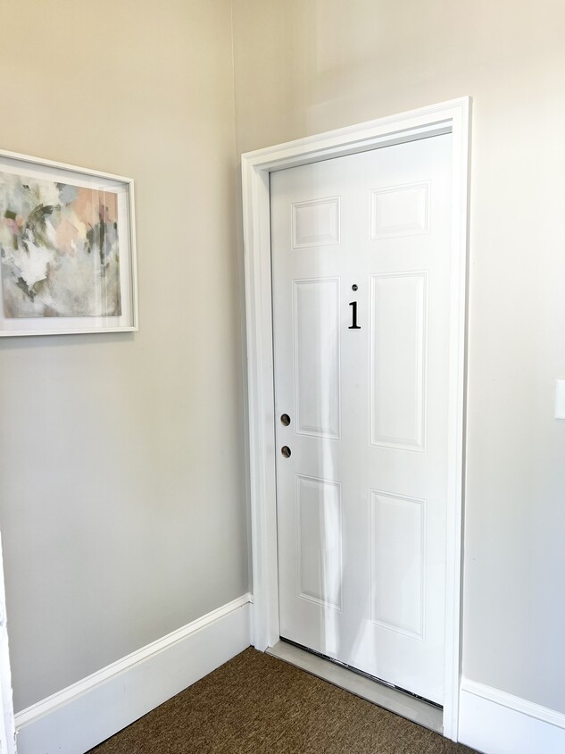 Apartment Door - 733 Pearl St