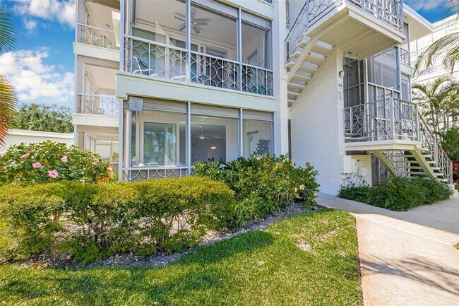 Foto del edificio - 615 10th Ave NE