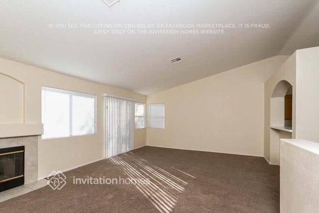 Foto del edificio - 923 Shadowfax Rd