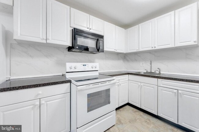 Building Photo - 1117 Kaye Ct