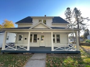 Building Photo - 111 N 8th Ave