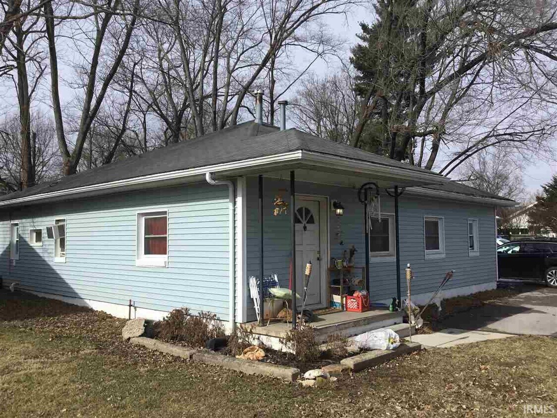 2414 S Rogers St, Bloomington, IN 47403 Townhome Rentals in