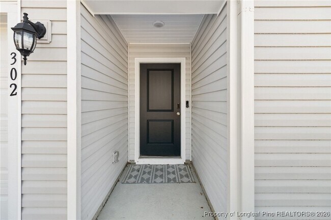 Foto del edificio - 302 Post Ave