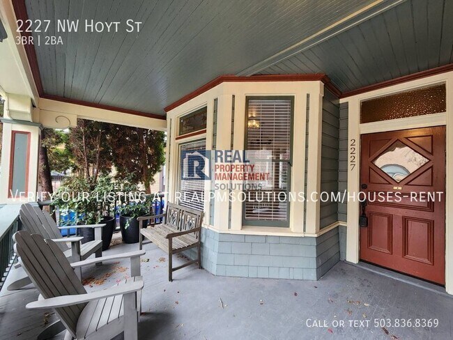 Building Photo - 2227 NW Hoyt St