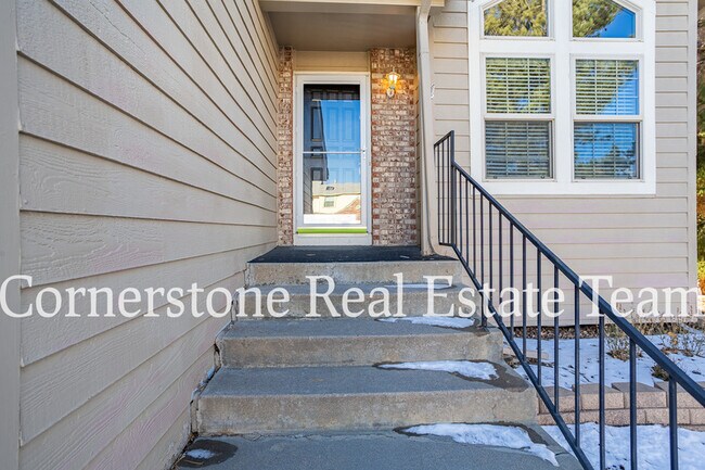 Building Photo - 7445 Hickorywood Dr