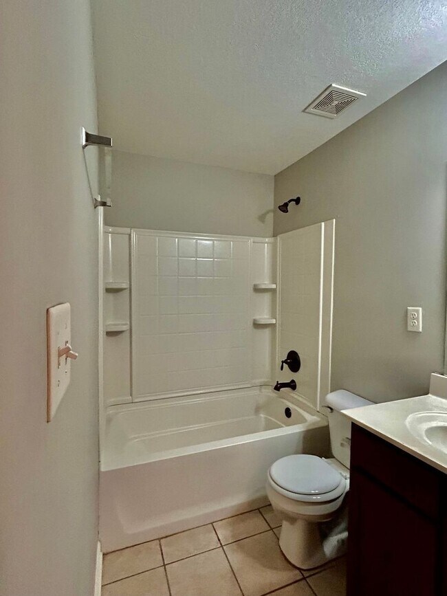 Foto del edificio - Charming newly renovated Home in Cordova, TN