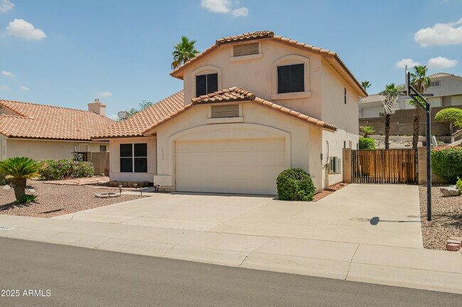 Foto del edificio - 18433 N 12th Wy