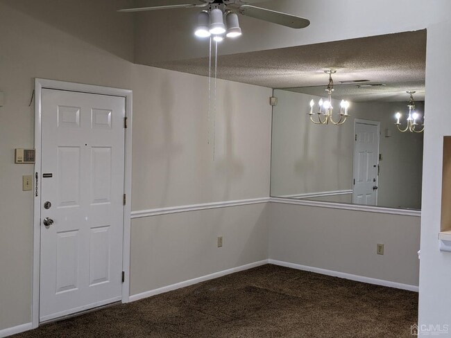 Building Photo - 5113 Ravens Crest Dr