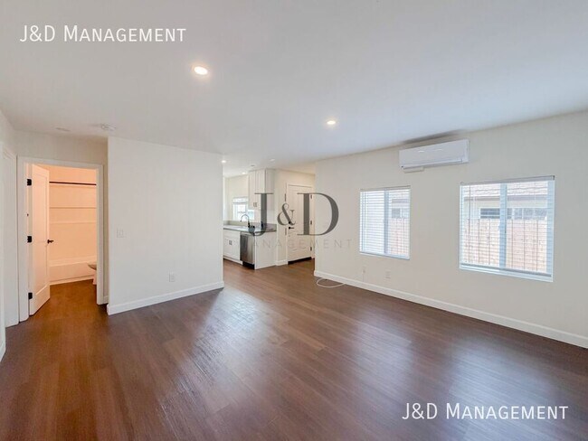 Foto del edificio - 725 E 22nd St