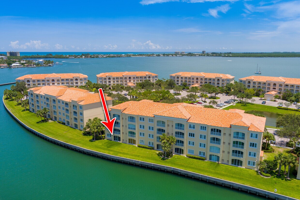 18 Harbour Isle Dr W Unit 106, Fort Pierce, FL 34949 Condo for Rent in Fort Pierce, FL