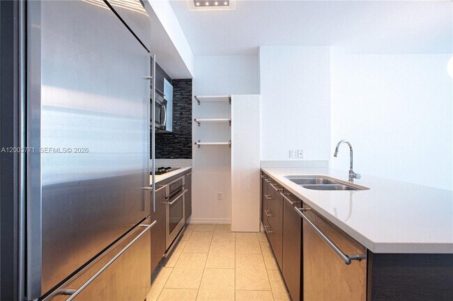 Foto del edificio - 500 Brickell Ave