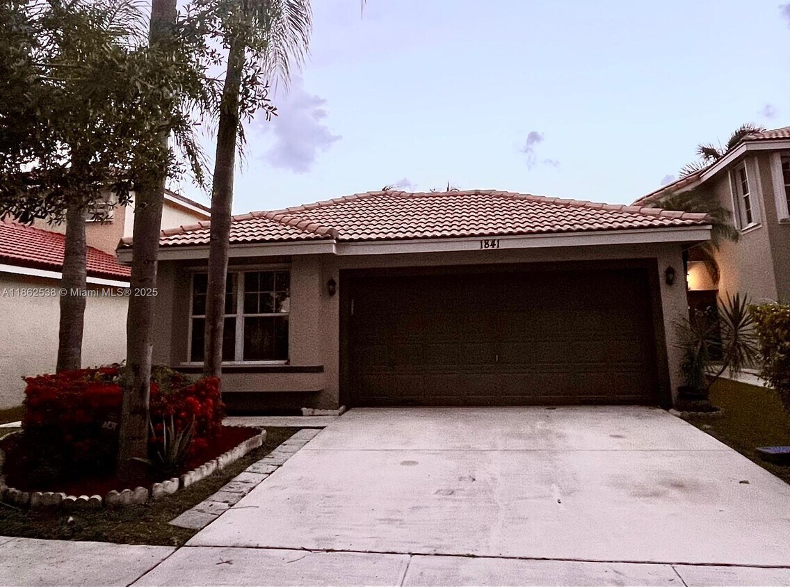 Foto principal - 1841 SW 176th Ave
