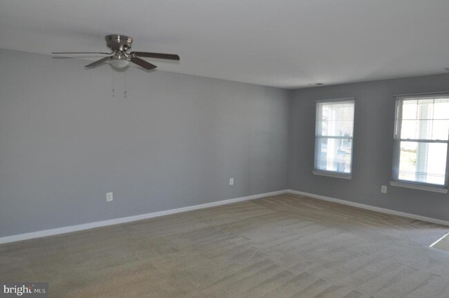 Building Photo - 1111 Jousting Way