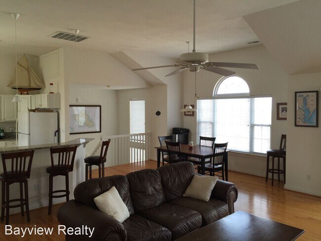 Building Photo - 2653 Ocean Shore Ave